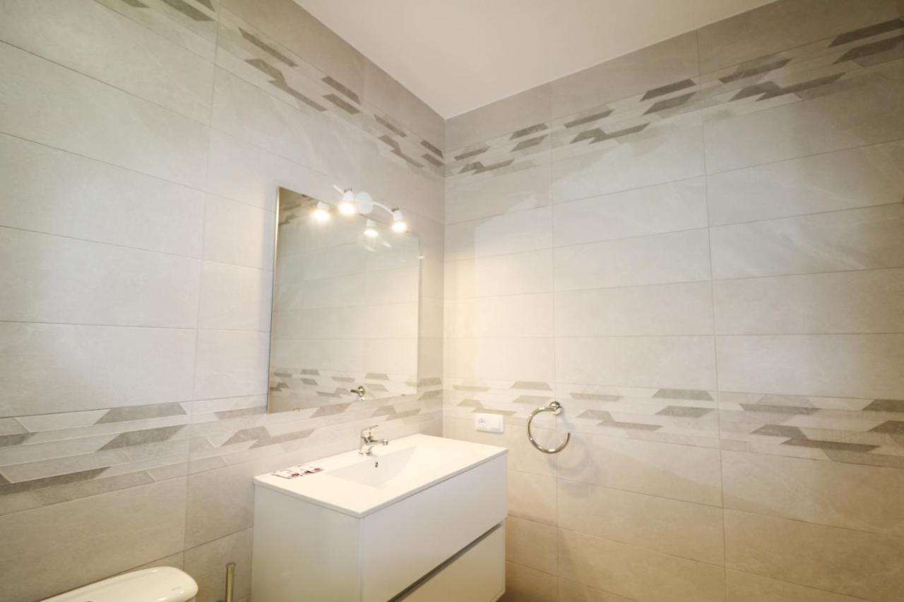 Villa Las Marinas - 4, Con Piscina Privada Y A 5 Minutos De La Playa Arenal d'en Castell Exteriör bild